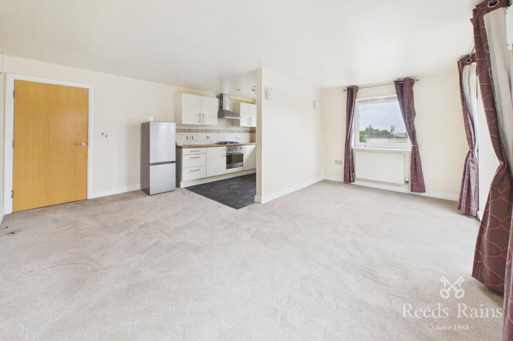Apartment in Sheffield, Sheffield Lane Top, Firth Park - View 4