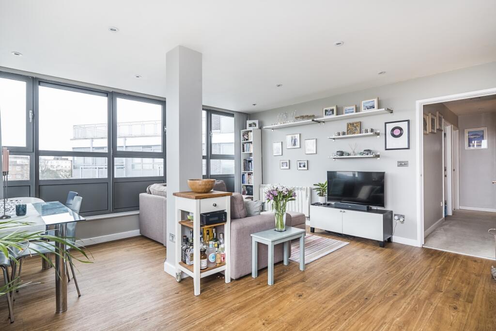Apartment in London - View 3