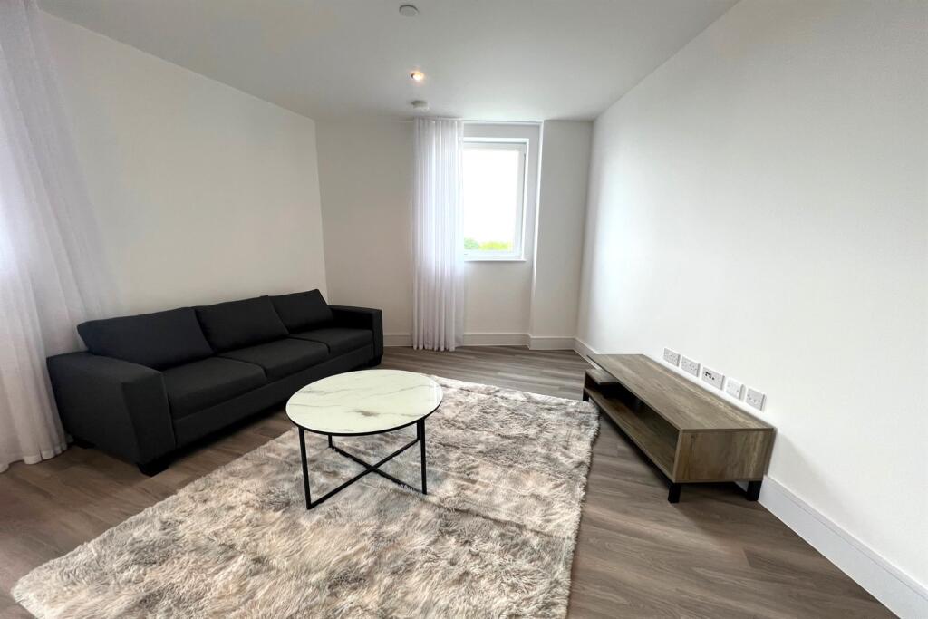 Apartment in London - View 2