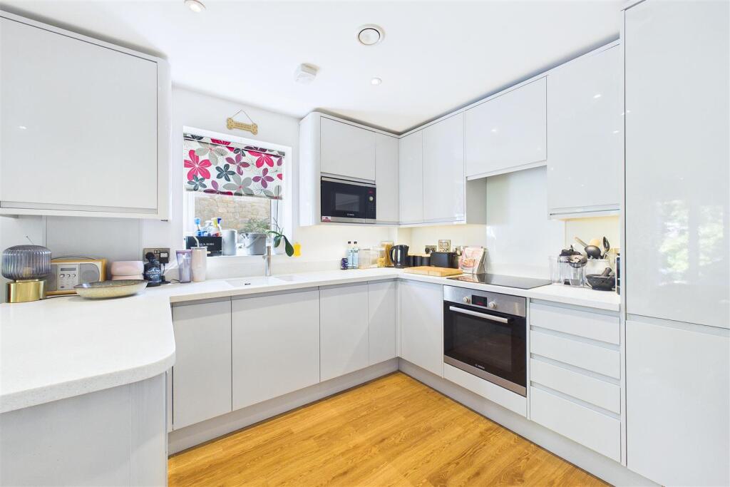 Apartment in Clevedon, Walton Park - View 5