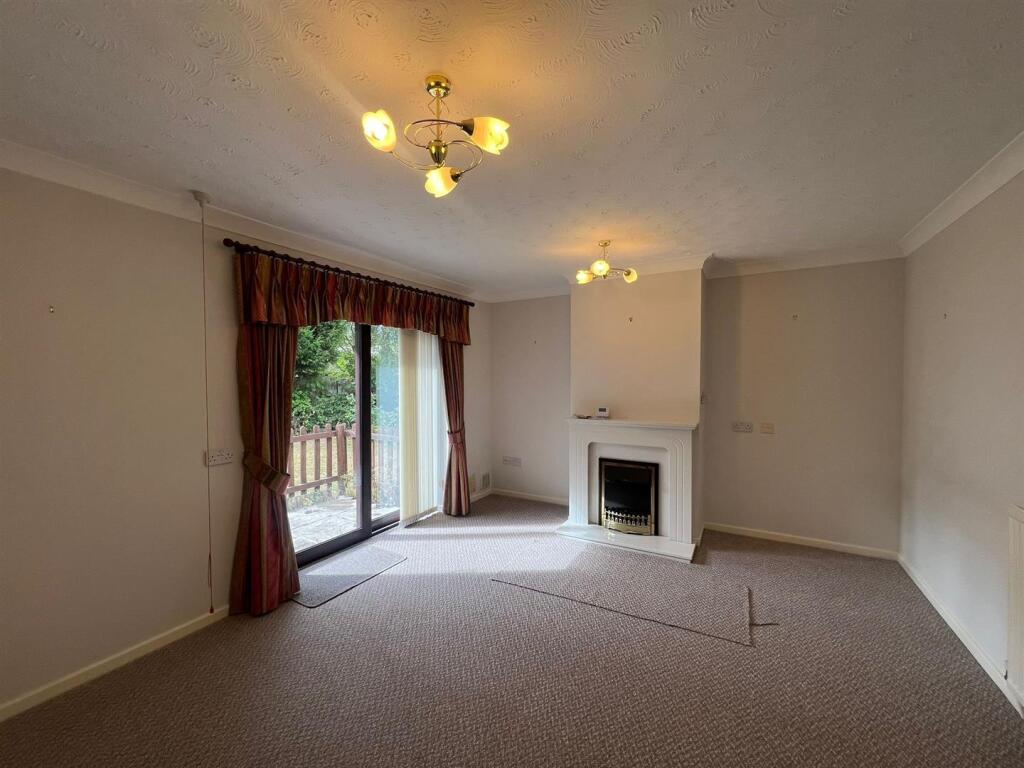 Church Road, Churchdown photo 3