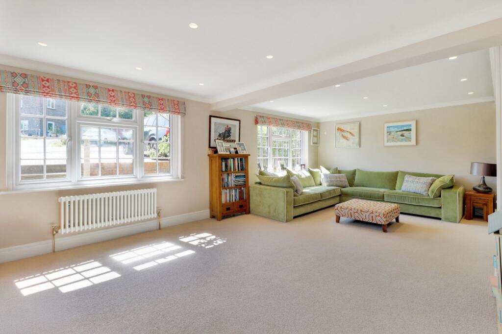 House in Tonbridge - View 5