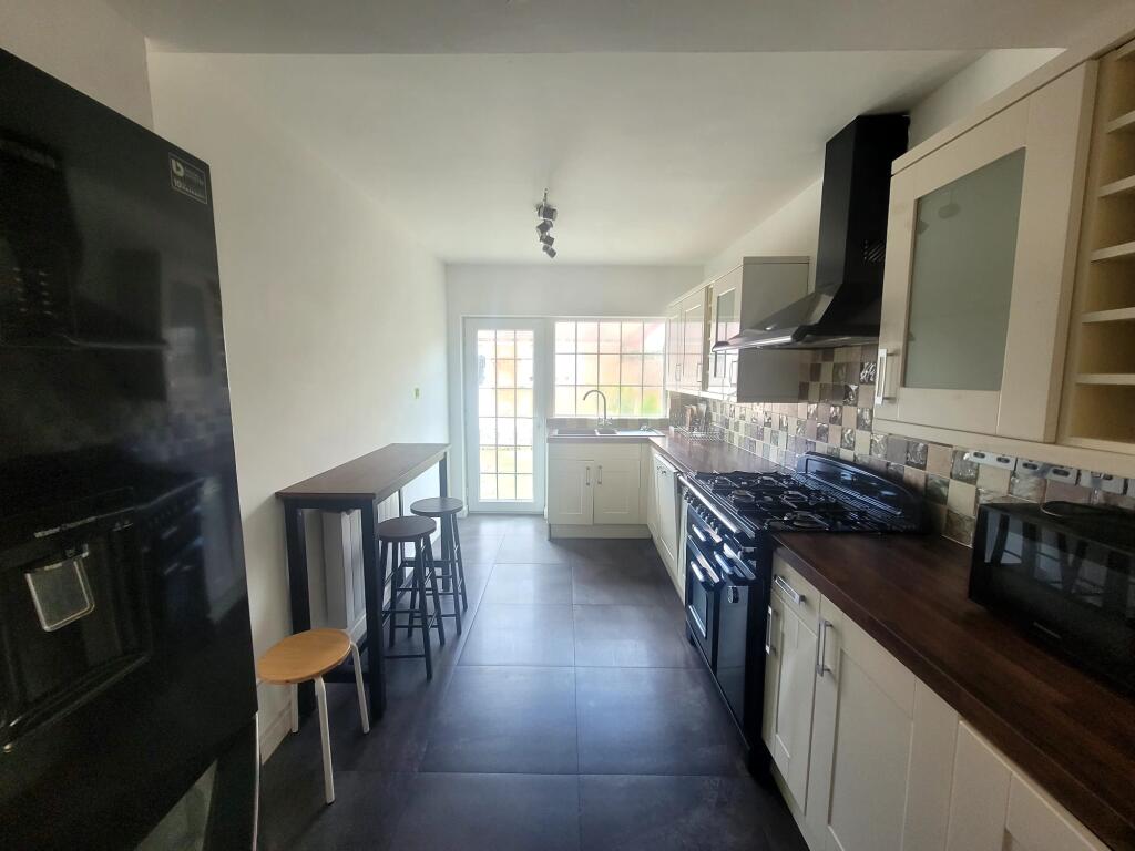House in Southampton - View 4