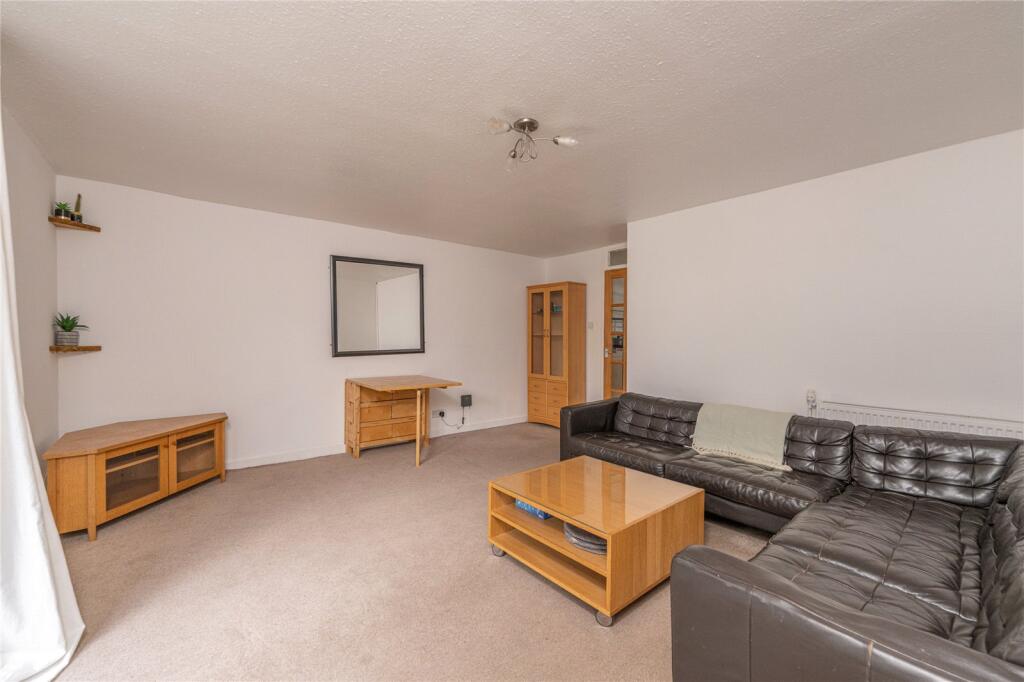 Apartment in Edinburgh - View 4