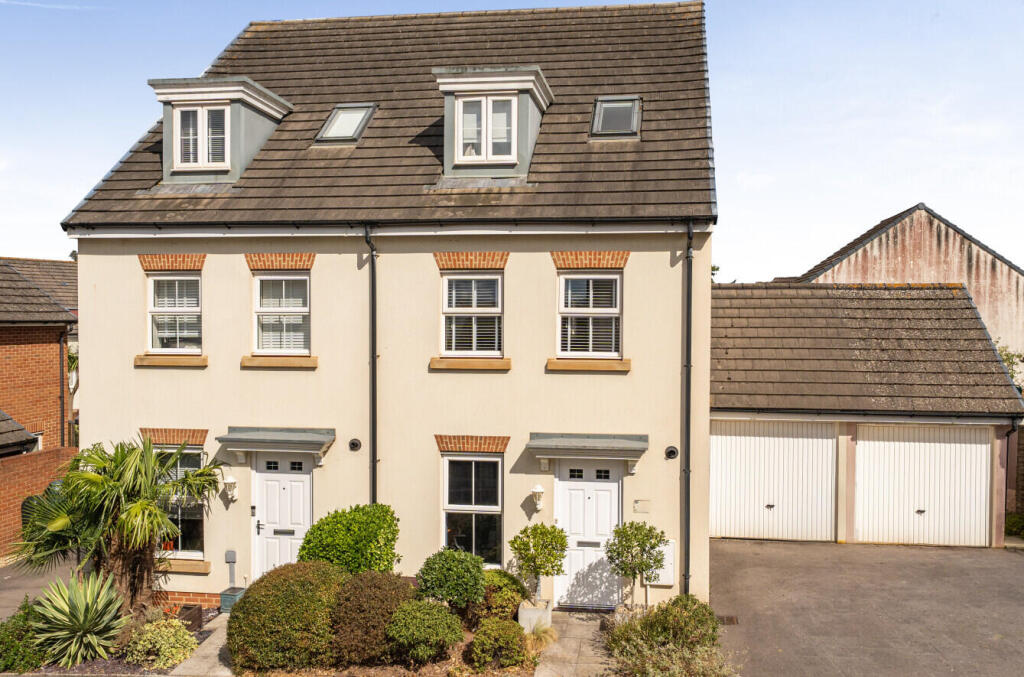 Main image of property: Swallow Way, Cullompton