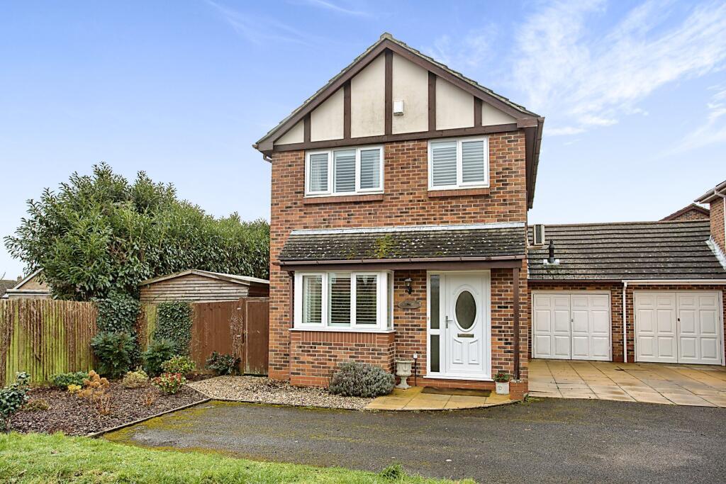 Main image of property: Cheviot Green, Warsash, SO31 9BT