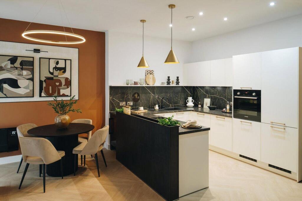 Apartment in Birmingham - View 5