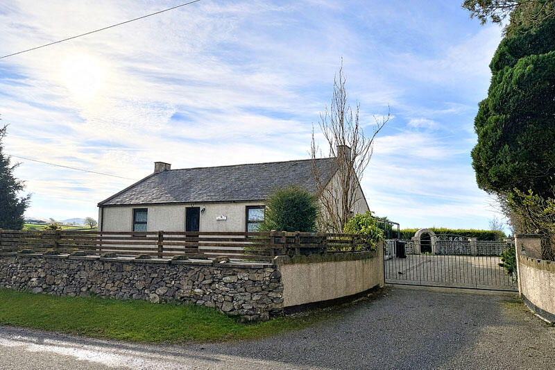 Main image of property: An Cala, Craig Road, Castle Douglas, DG7 1UB