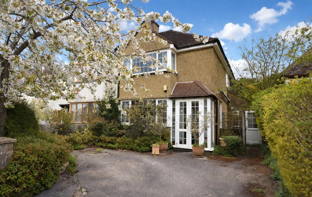 Main image of property: Weydon Hill Road, Farnham, Surrey, GU9
