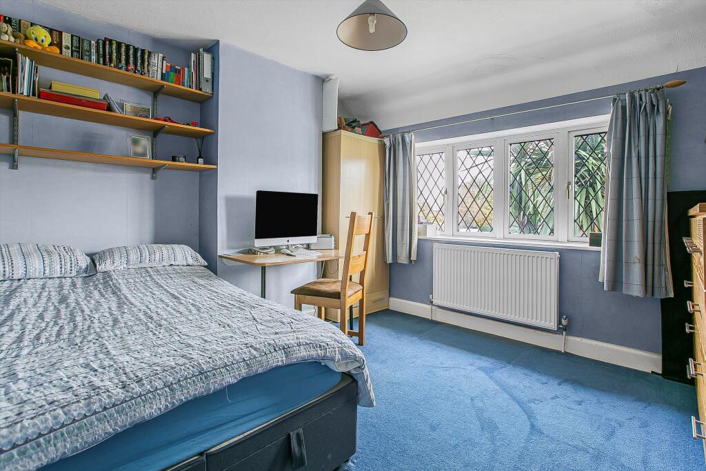 House in Guildford, Surrey - More