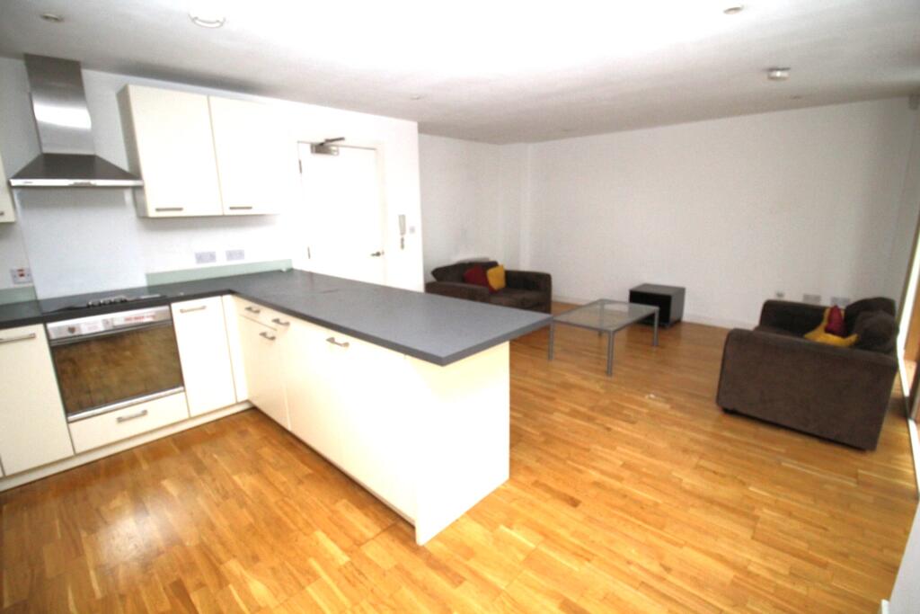 Apartment in Manchester, Greater Manchester - View 4