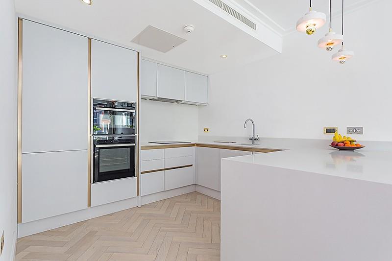 Apartment in London - View 4
