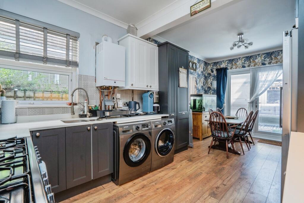 Queens Road, Portsmouth, Hampshire, PO2 - View 4