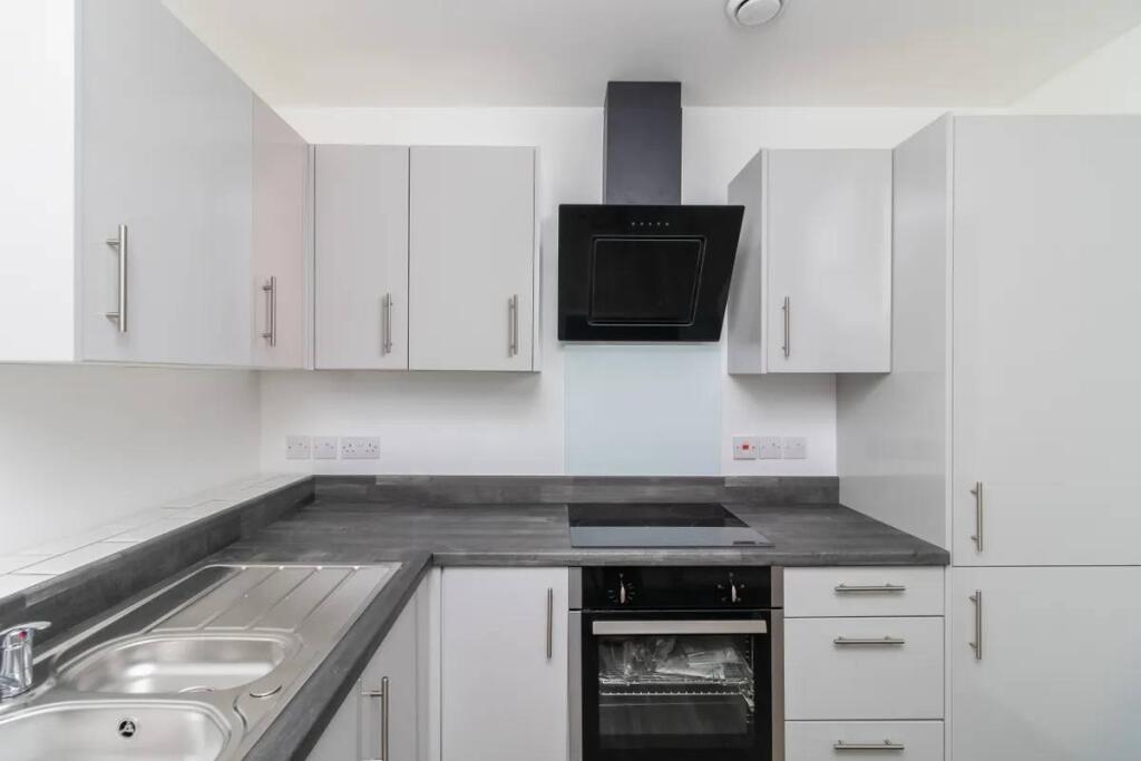 Apartment in Walsall - View 4