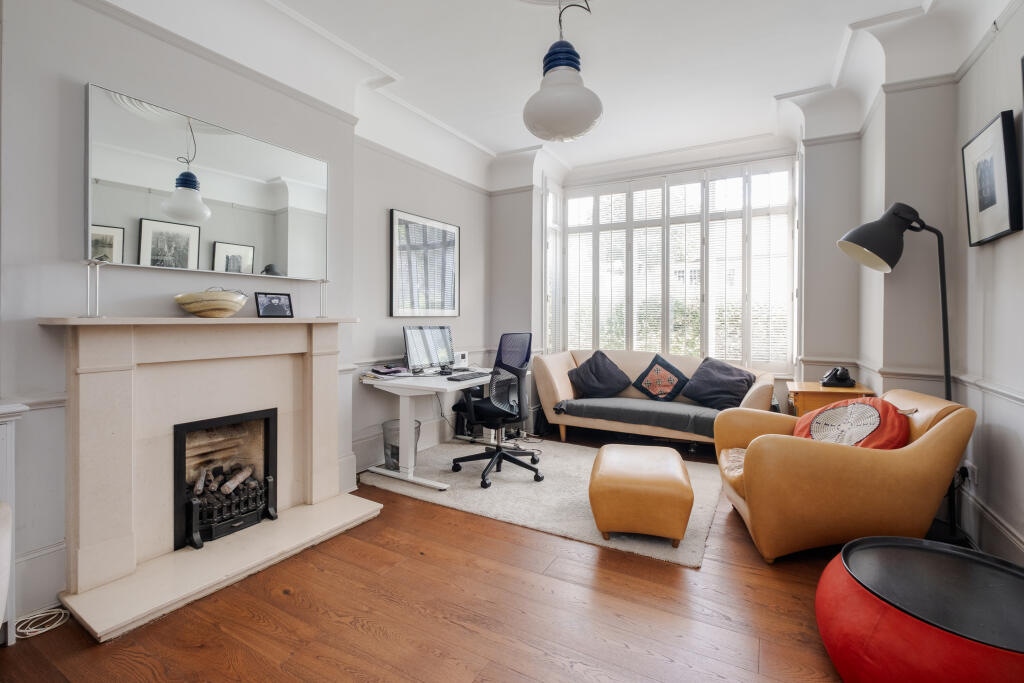 House in London - View 4