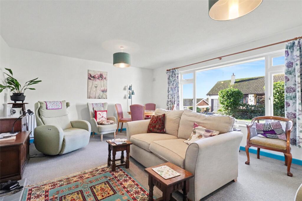 Maclins Close, South Molton, Devon, EX36 photo 4