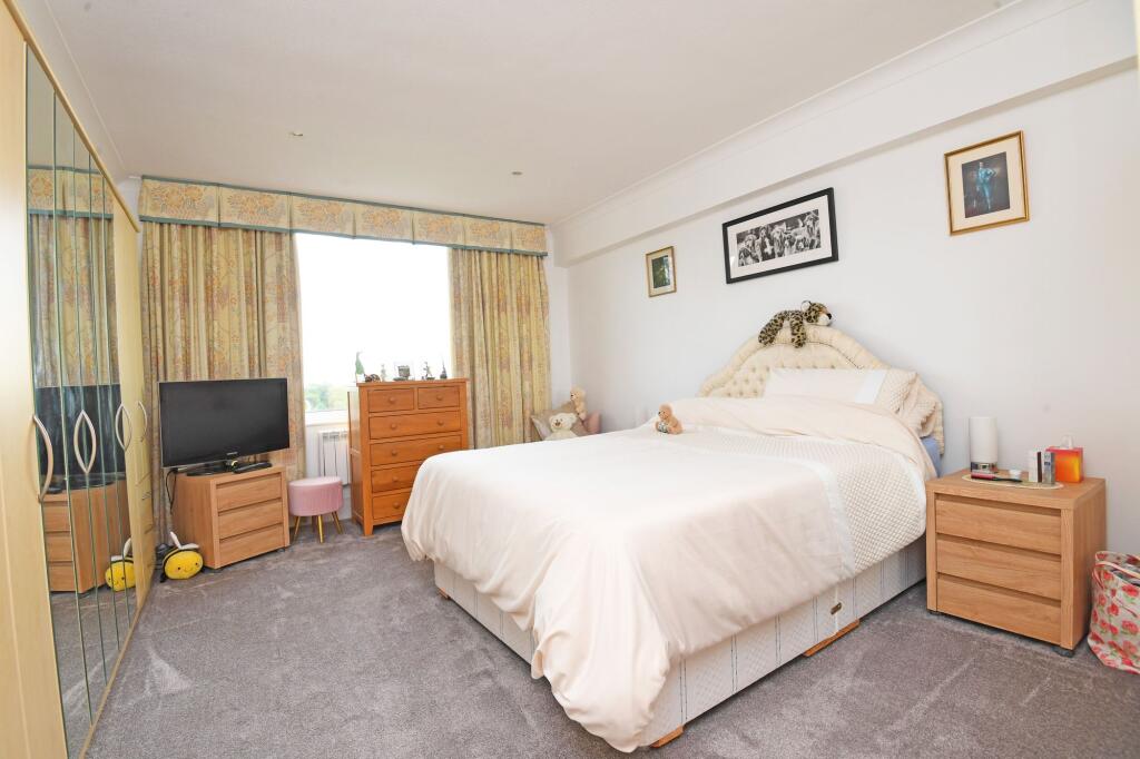Apartment in Harrogate - More