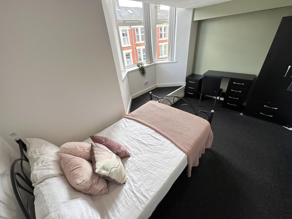 1 bedroom house share for rent