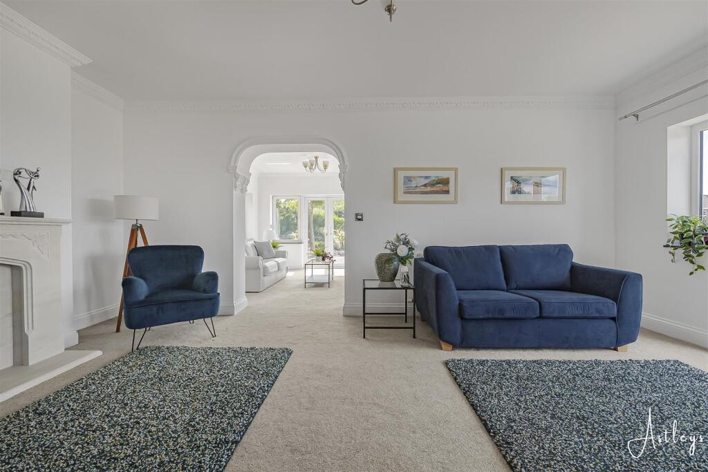 House in Mumbles, Rotherslade - View 5