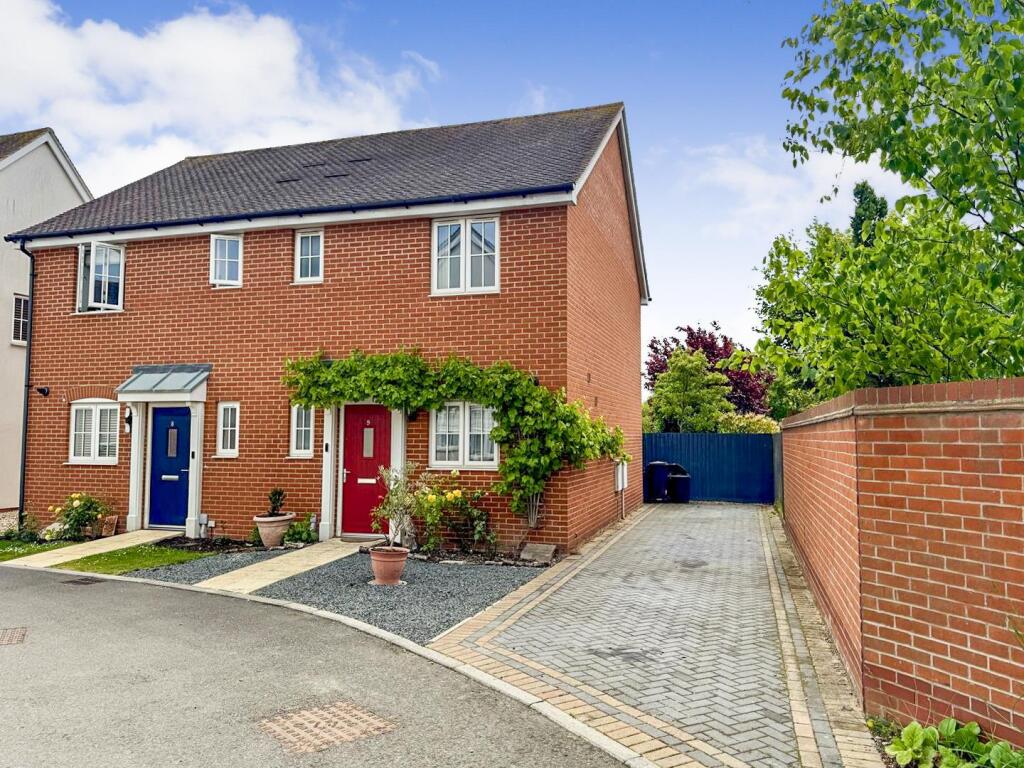2-bed semi-detached on Corinthia Mews, Burnham-On-Crouch, £325,000