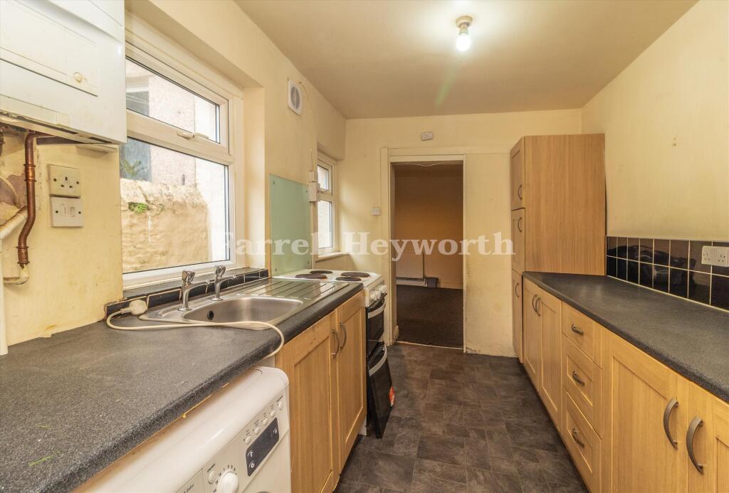 House in Lancaster - View 5