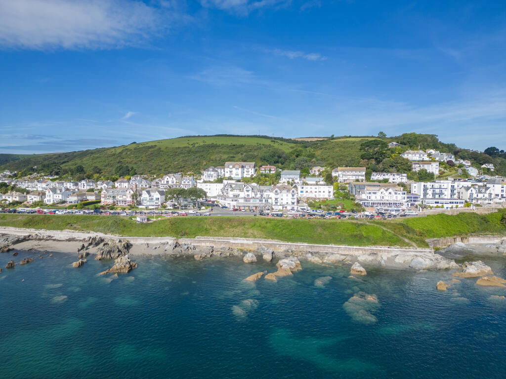 1-bed flat on Flat 6, Nailzee Point, Marine Drive, Looe, Cornwall, £230,000