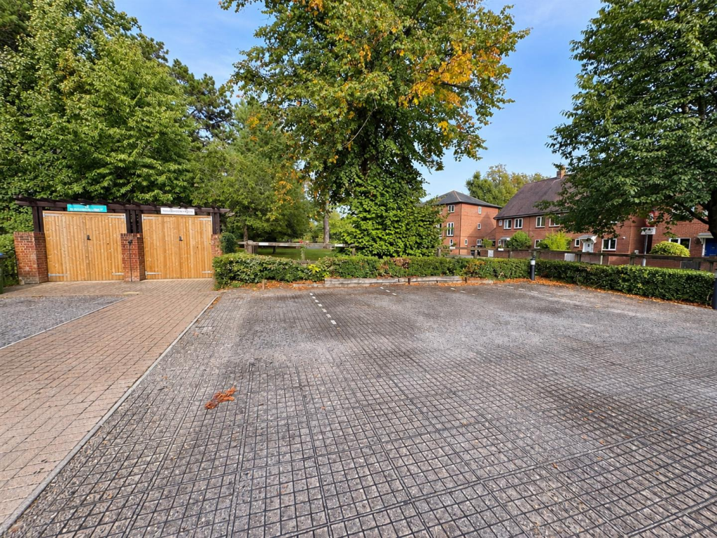 Property photo 11
