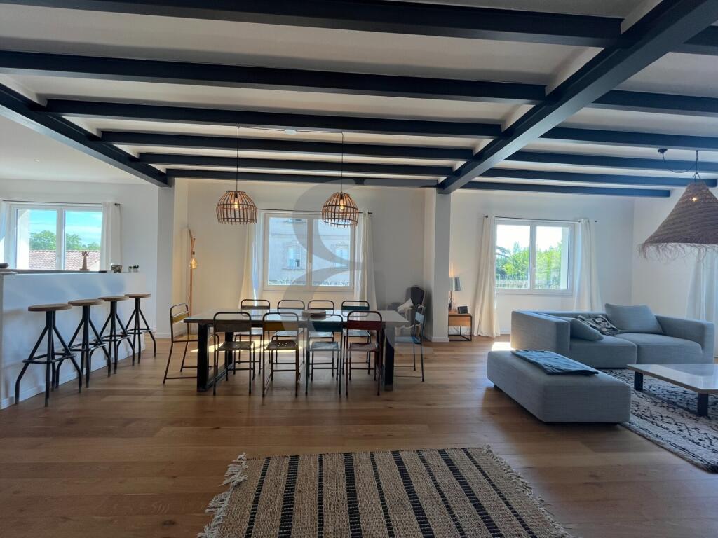 Main image of property: Saint-Remy-De-Provence, Provence-Alpes-Cote d'Azur, 13210, France