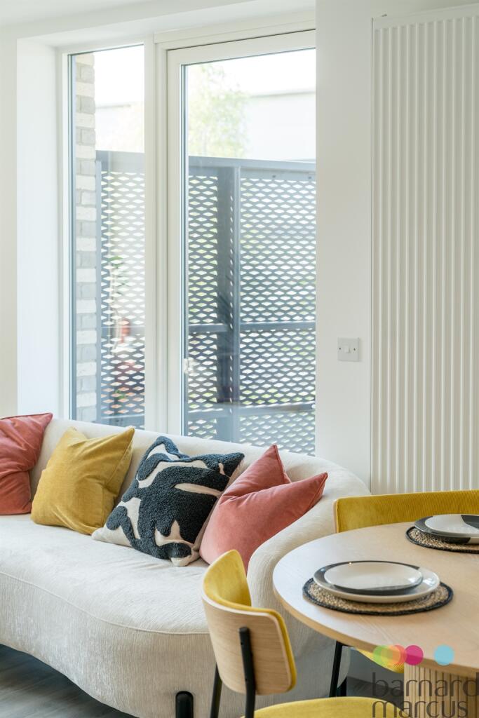 Apartment in London - More