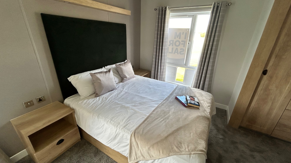 Two Bed Sunseeker Sensation Lodge (40x20) 2023, New Beach Holiday Park, Dymchurch, Romney Marsh, Kent, TN29 0JX - View 4