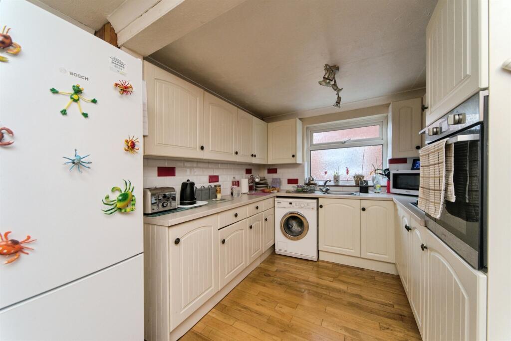 Princes Road, Eastbourne photo 4