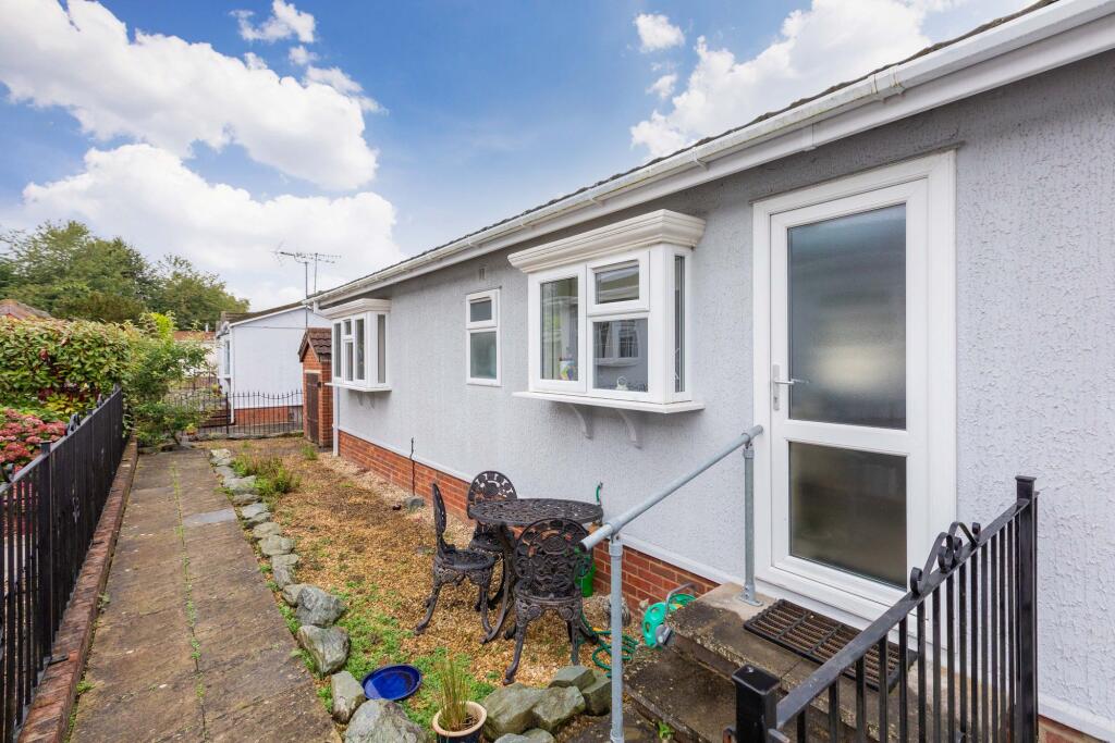 Marlow Road, Henley-On-Thames, RG9 photo 4