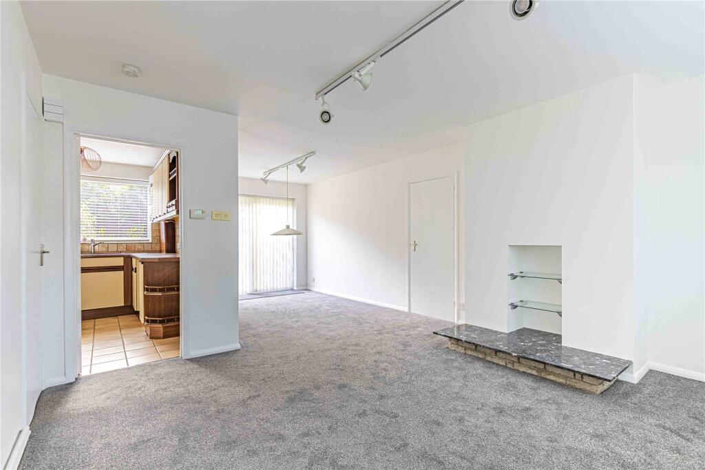 Apartment in Watford - More