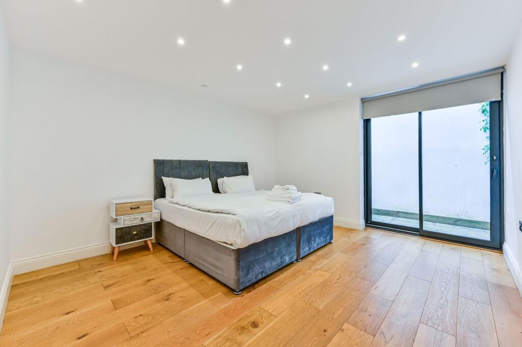 Main image of property: Stoke Newington High Street,, Stoke Newington, London, N16