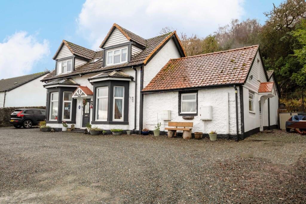 Main image of property: Montague Villa, Sandbank, Dunoon, Argyll and Bute, PA23 8PA