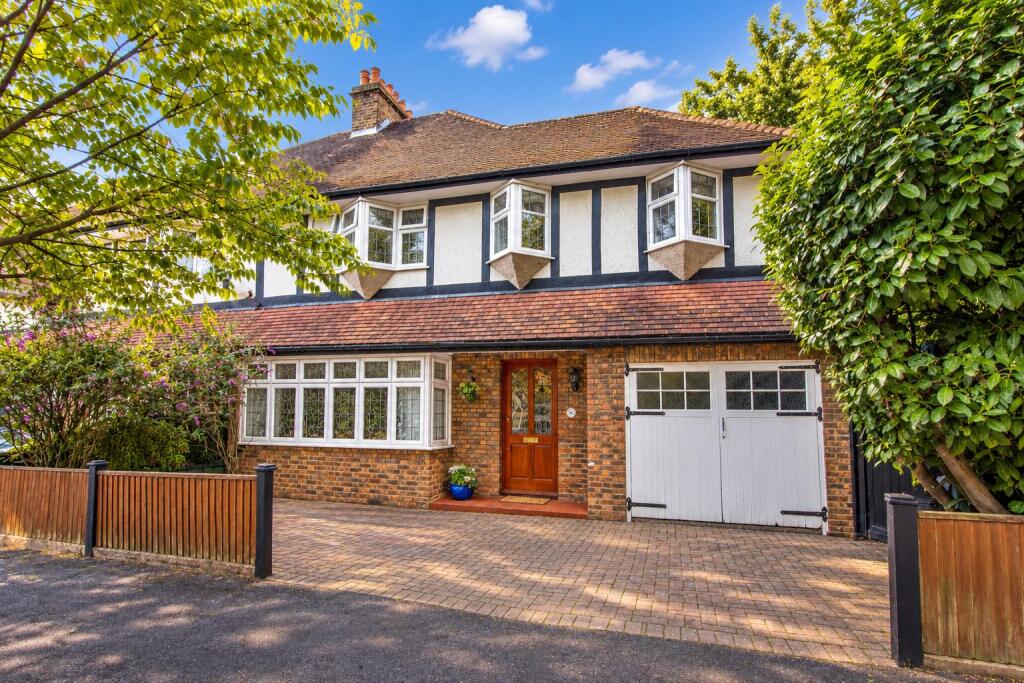 Main image of property: The Manor Way, Wallington