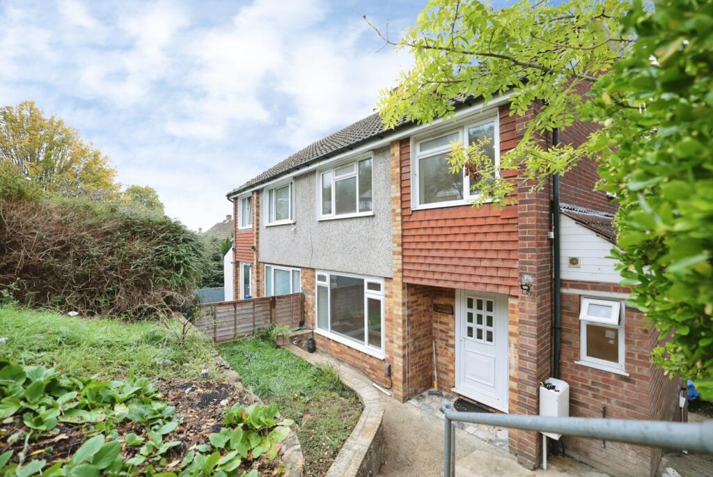 Main image of property: Deeds Grove, High Wycombe, HP12