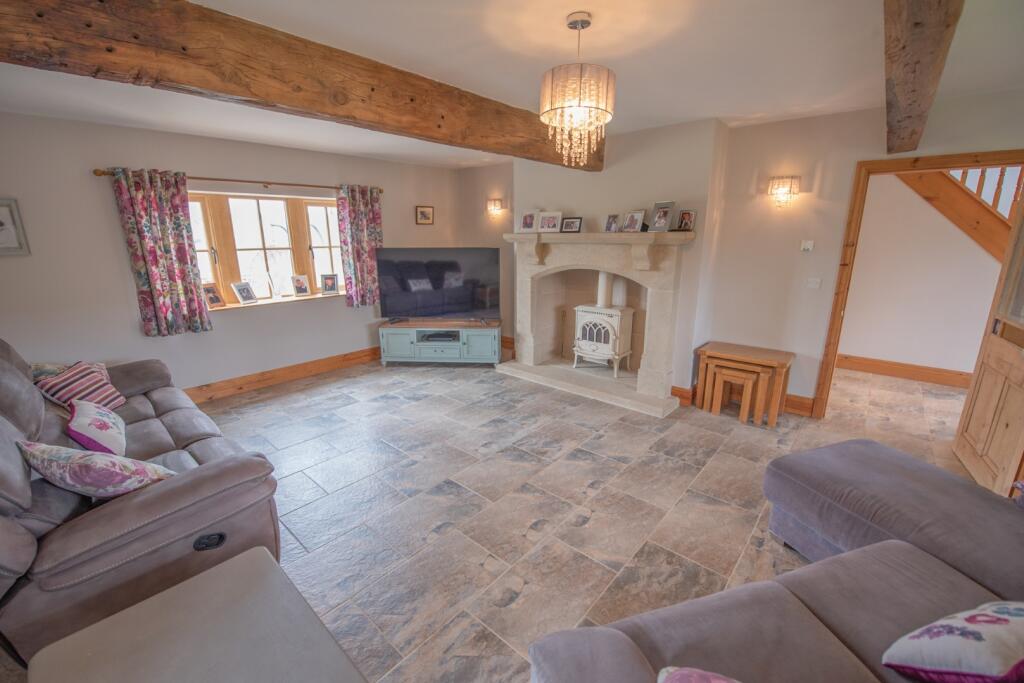 Middle House Farm, Park Lane, Cowling, North Yorkshire BD22 0NH photo 3