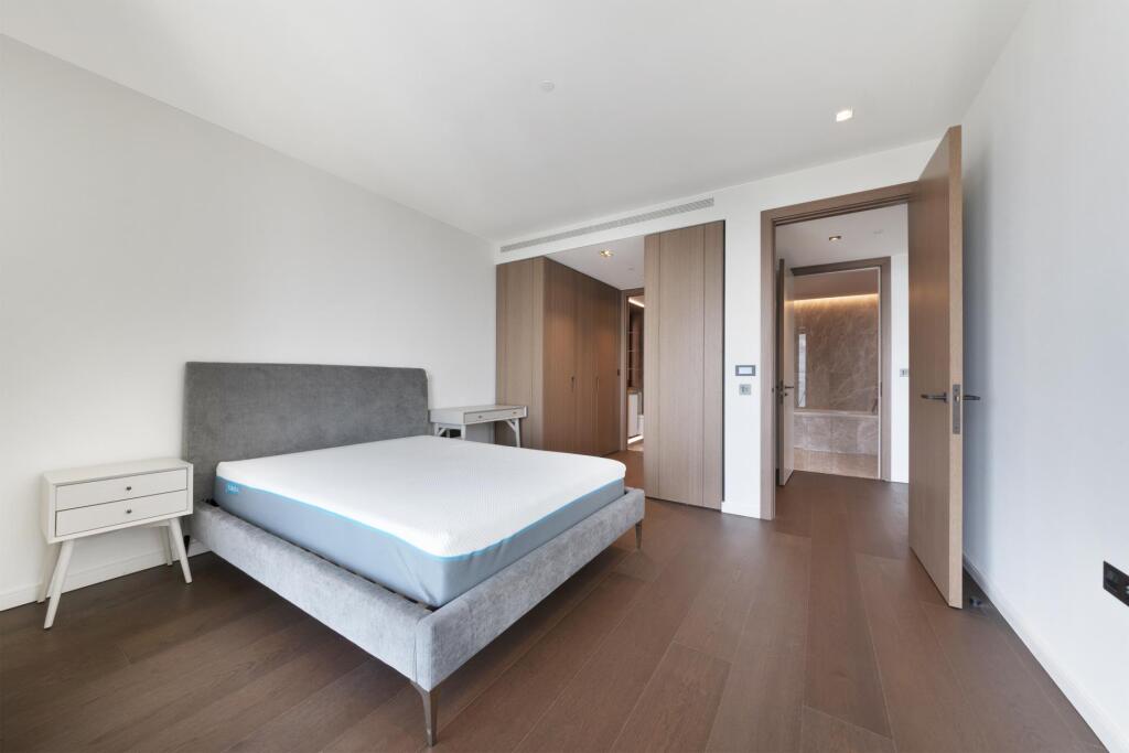 Apartment in London - More