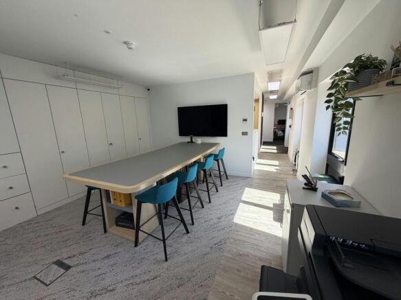 Meeting Space 001.jpg