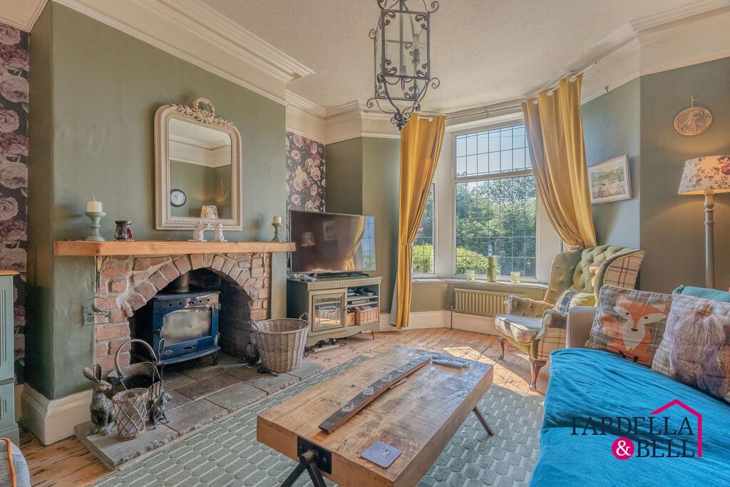 Blackburn Road, Padiham, BB12