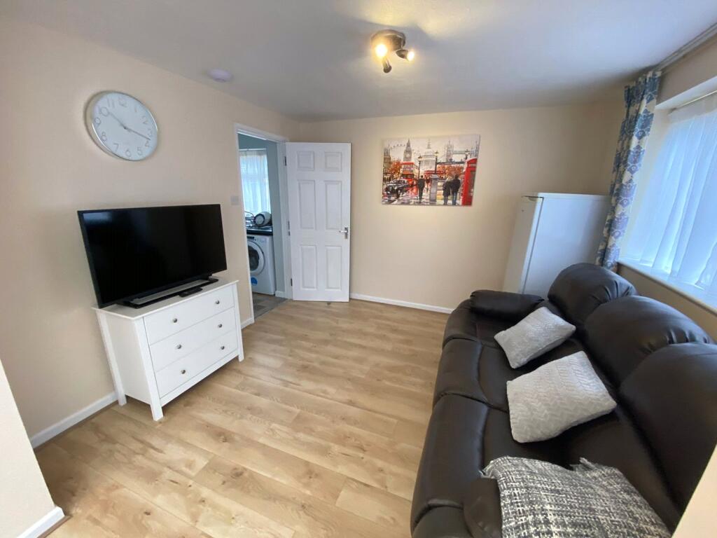 House in Reading - View 5