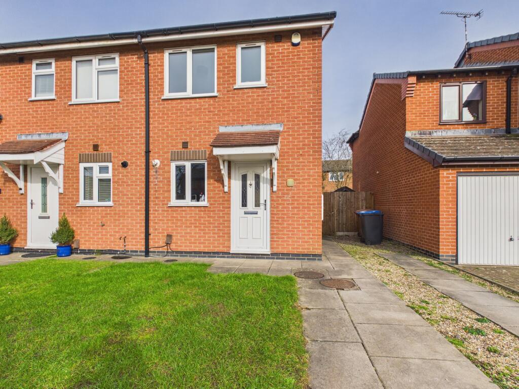 Main image of property: Leysmill Close, Hinckley, LE10