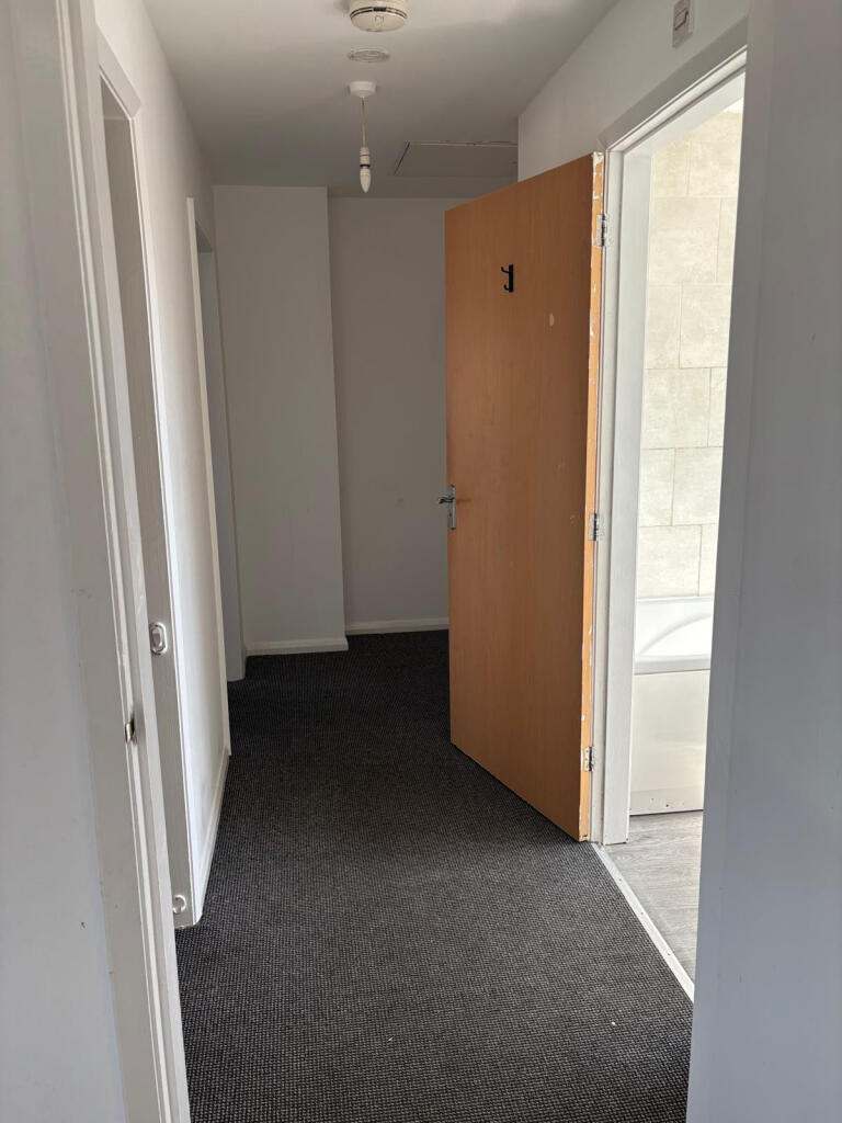 Apartment in Manchester - View 4