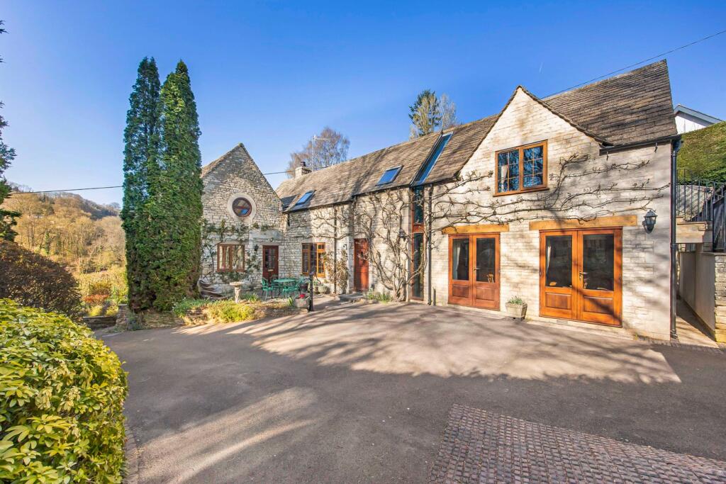 Main image of property: Cow Lane, Inchbrook, Stroud, GL5