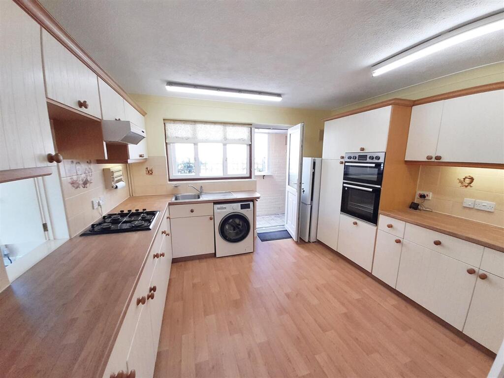 House in Arun, Yapton - View 3
