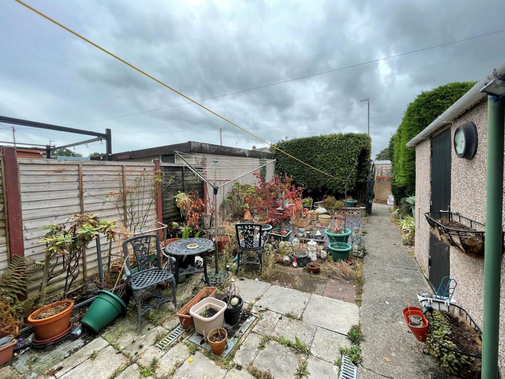 3-bed house on Wye Court, Thornbury, BS35, £250,000