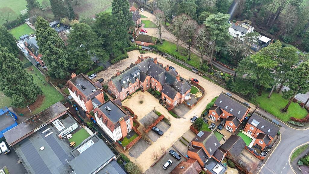 Additional image 13 of Stratford Road, Henley-In-Arden