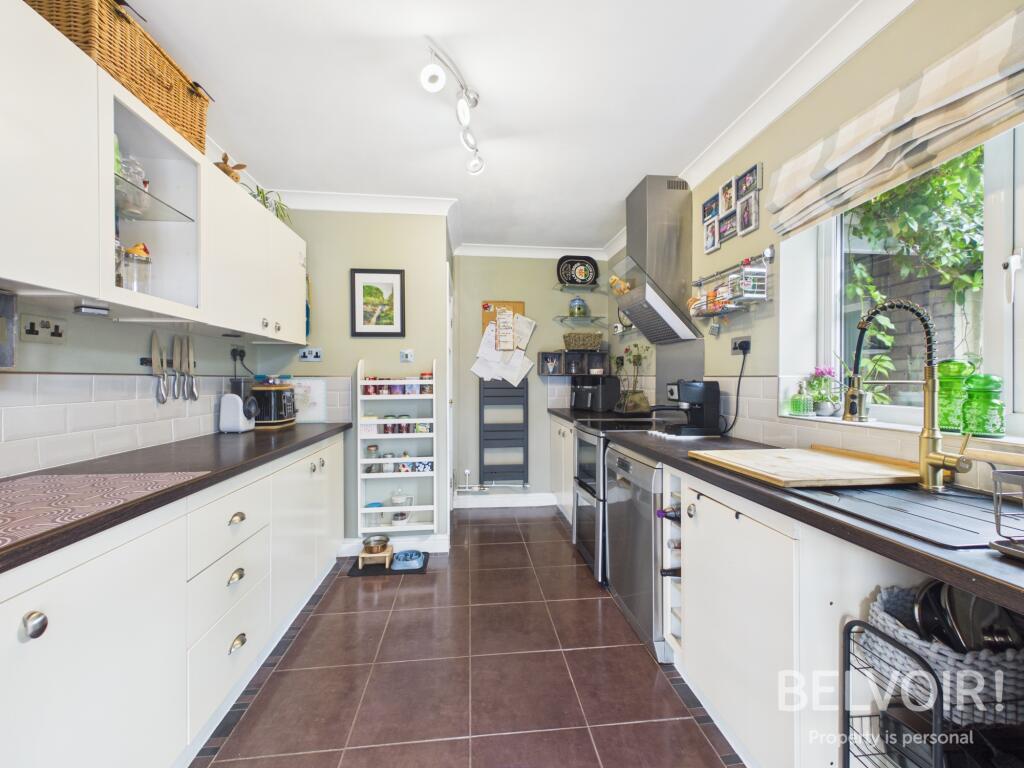 House in Stoke-on-Trent - View 4