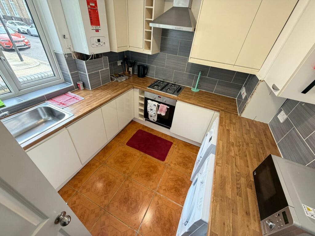 Main image of property: Dod Street, London, E14